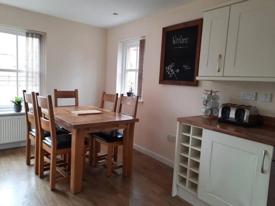 Fir Tree Cottage Blairgowrie and Rattray Екстер'єр фото